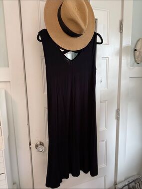 Style & Co. Black Sleeveless V-Neck Midi Dress